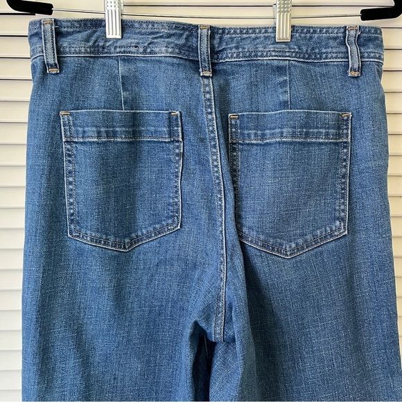 GAP High Rise Wide Leg Crop Jean | Medium Blue | 8/29 Regular - Picture 4 of 9